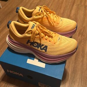 Hoka Bondi 8